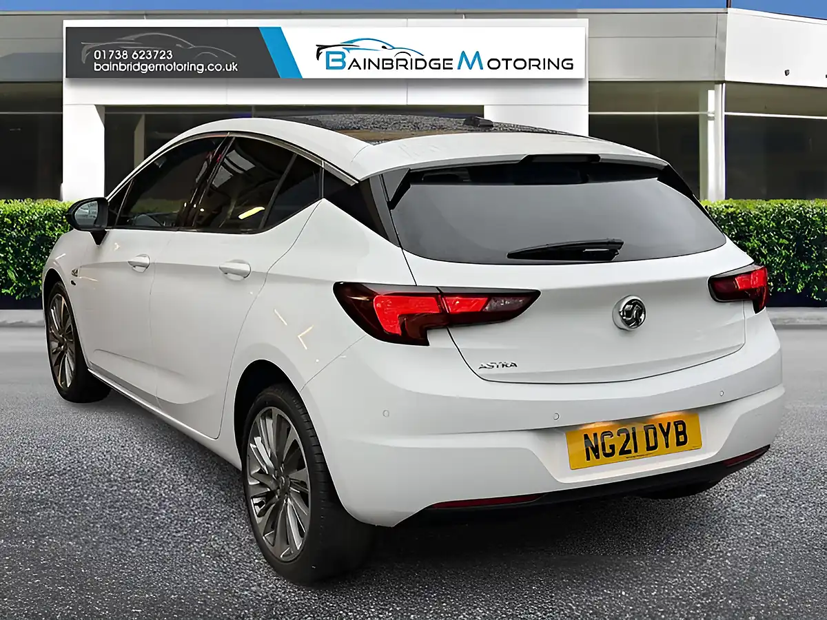 Used 2021 Vauxhall Astra Griffin Edition White - Interior and Exterior details 5