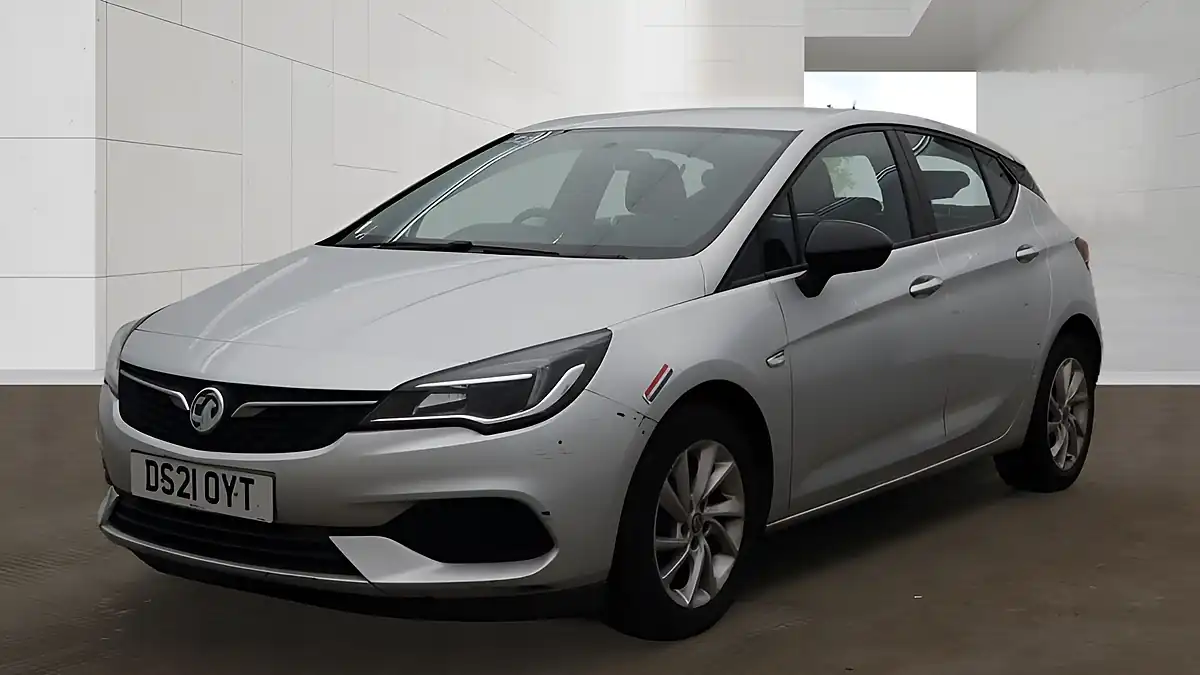 Used 2021 Vauxhall Astra Se Silver - Interior and Exterior details 12