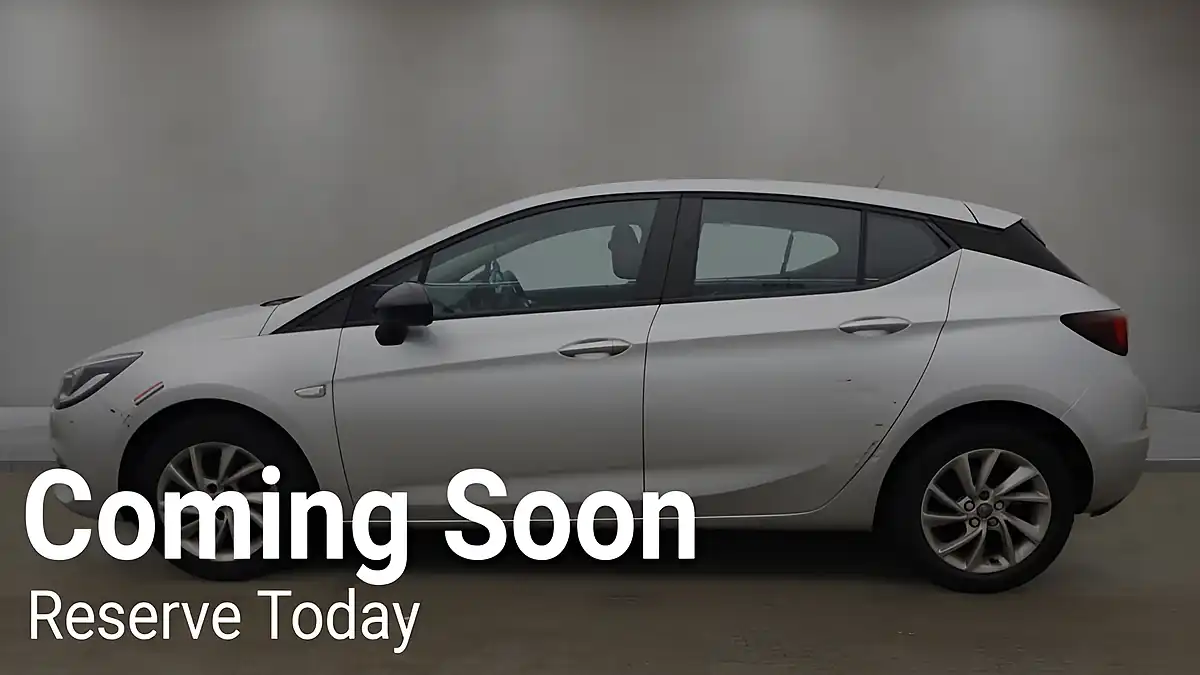 Used 2021 Vauxhall Astra Se Silver - Interior and Exterior details 20