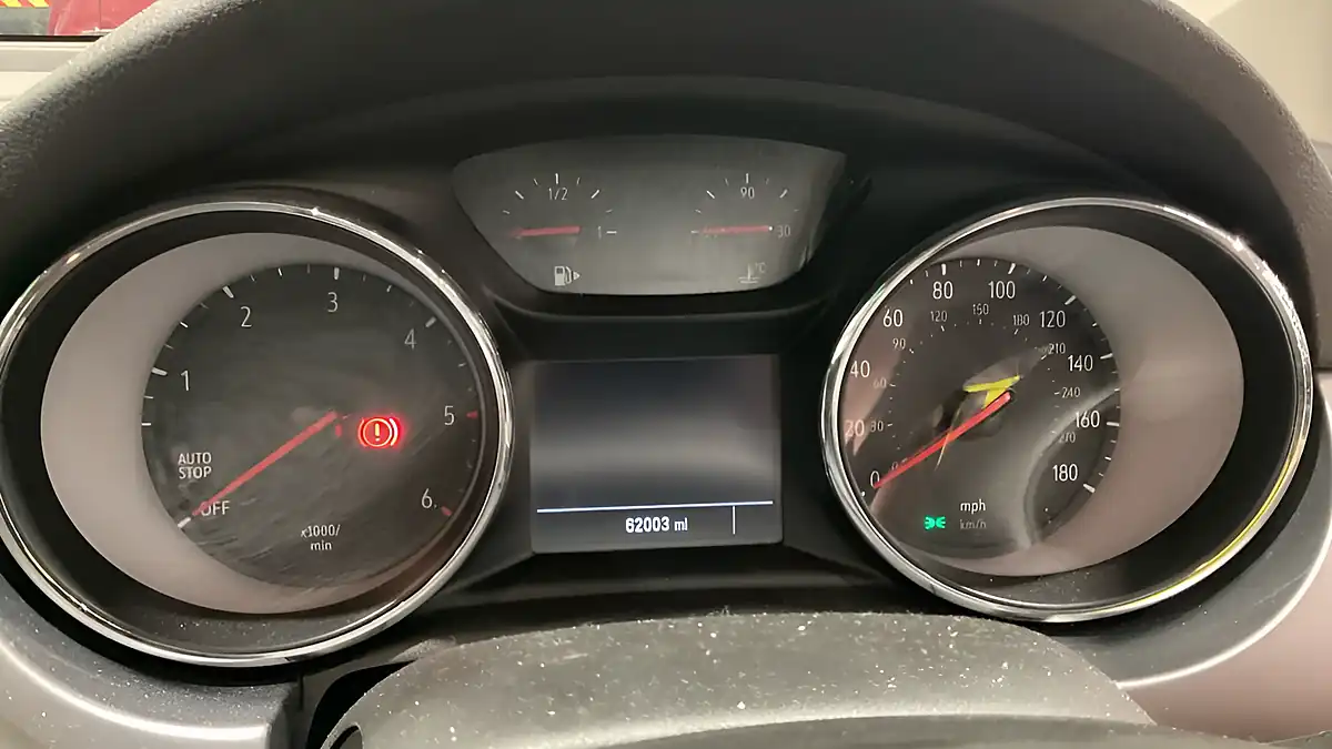 Used 2021 Vauxhall Astra Se Silver - Interior and Exterior details 7