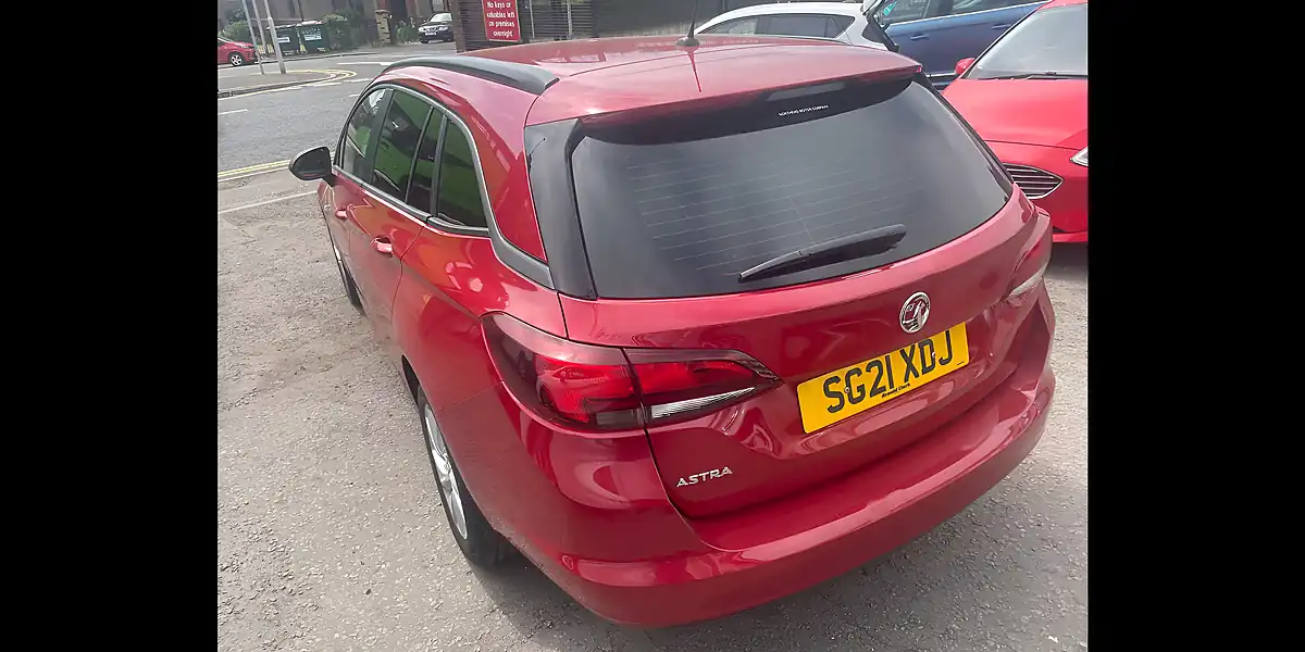Used 2021 Vauxhall Astra Se Sports Tourer Red - Interior and Exterior details 6