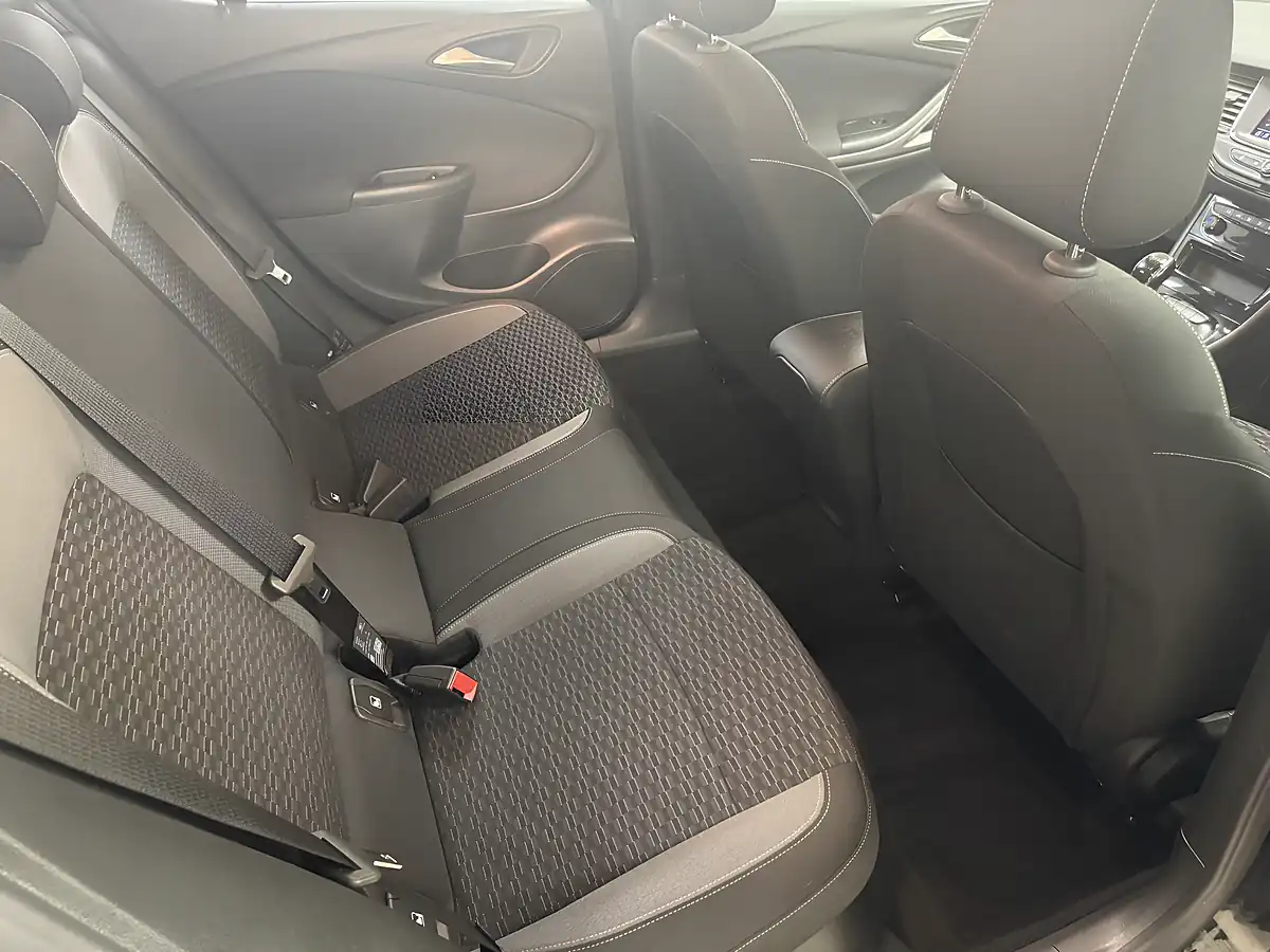 Used 2021 Vauxhall Astra Sri Black - Interior and Exterior details 15