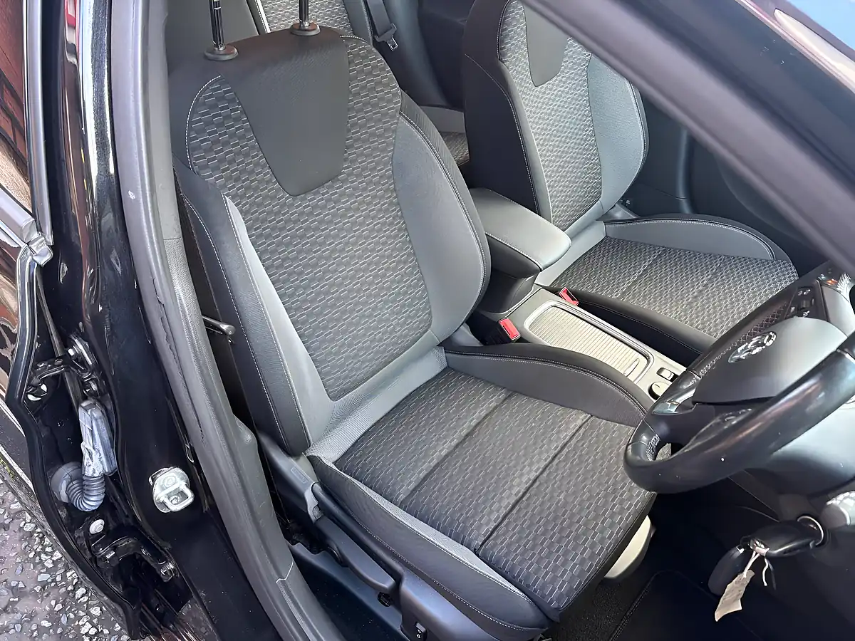 Used 2021 Vauxhall Astra Sri Black - Interior and Exterior details 10
