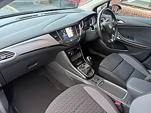Used 2021 Vauxhall Astra Sri Black - Interior and Exterior details 13