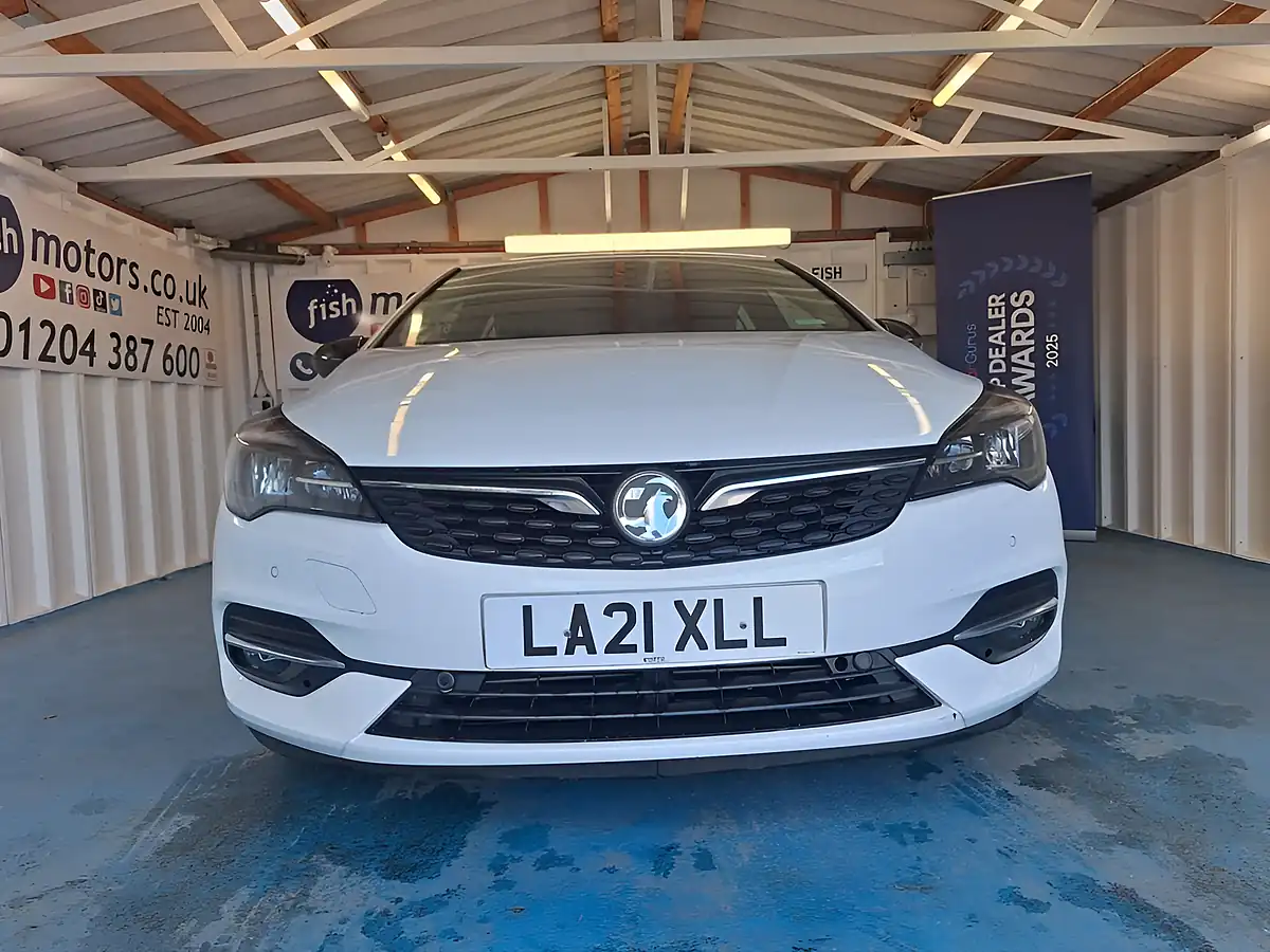 Used 2021 Vauxhall Astra Sri Nav White - Interior and Exterior details 11