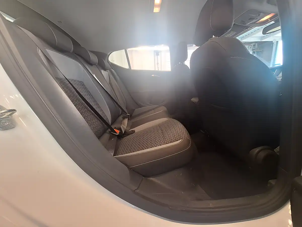 Used 2021 Vauxhall Astra Sri Nav White - Interior and Exterior details 18
