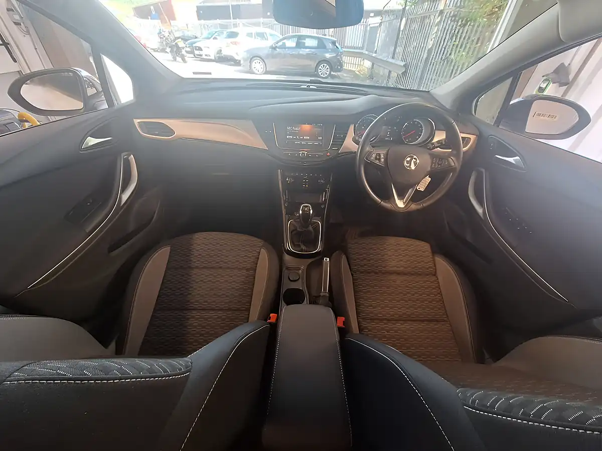 Used 2021 Vauxhall Astra Sri Nav White - Interior and Exterior details 2