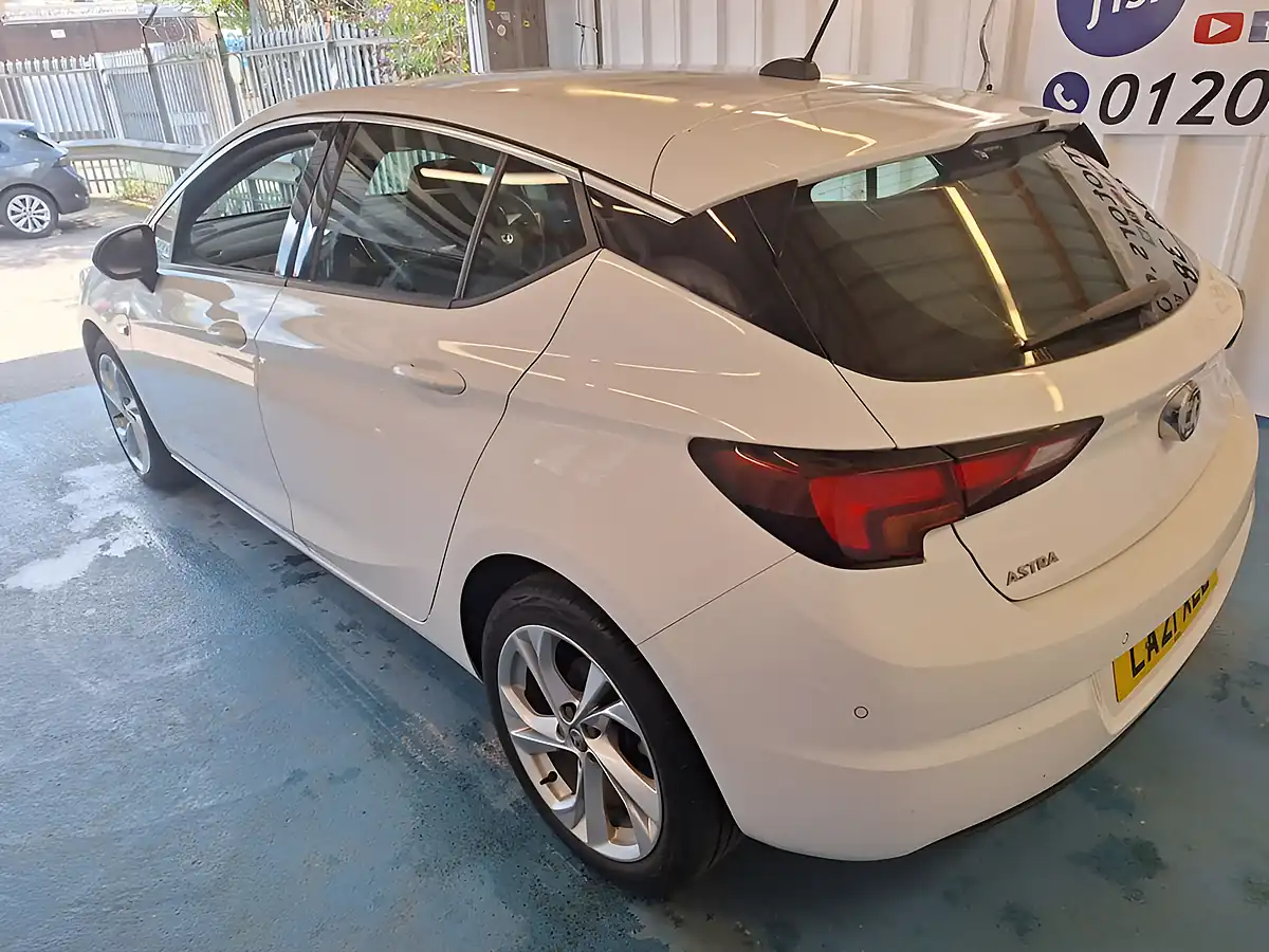 Used 2021 Vauxhall Astra Sri Nav White - Interior and Exterior details 8