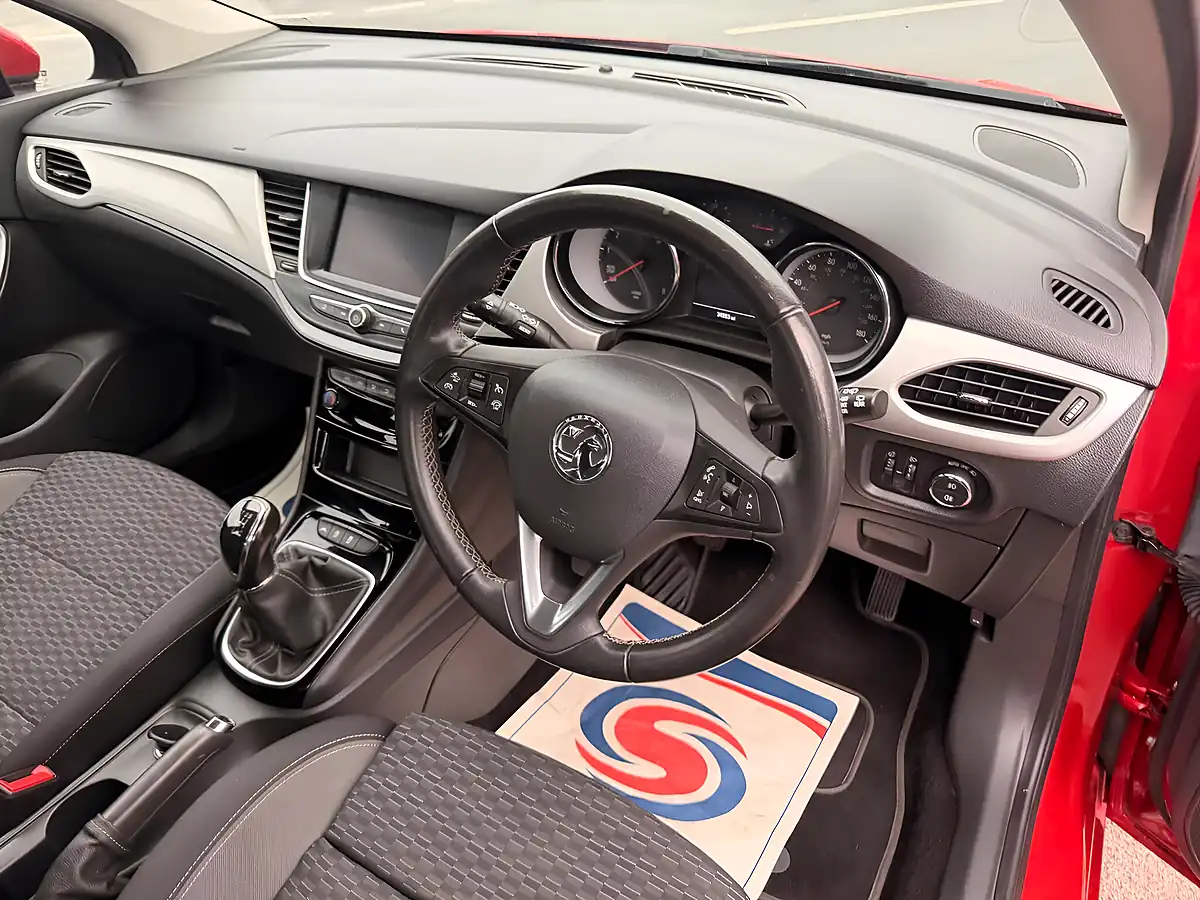 Used 2021 Vauxhall Astra Sri Red - Interior and Exterior details 16