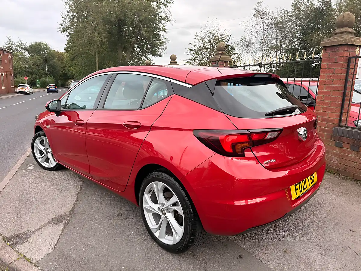 Used 2021 Vauxhall Astra Sri Red - Interior and Exterior details 4