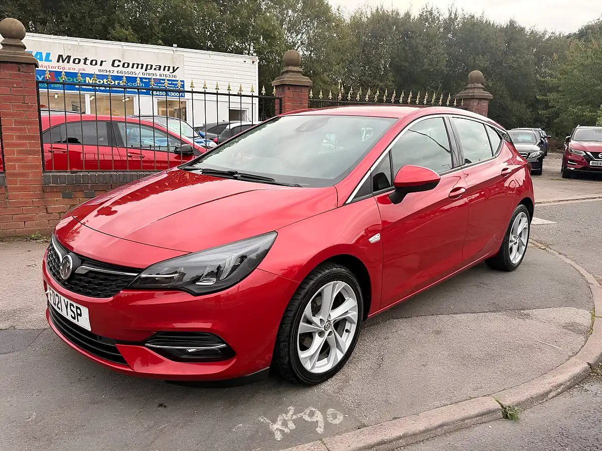 Used 2021 Vauxhall Astra Sri Red - Interior and Exterior details 5
