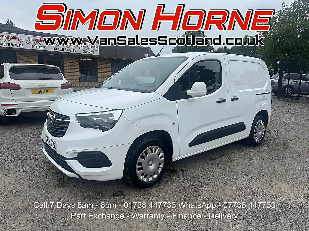 Used 2021 Vauxhall Combo 2000 L1 Sportive White - Front View