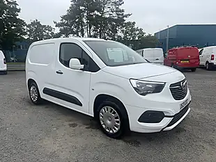 Used 2021 Vauxhall Combo 2000 L1 Sportive White - Interior and Exterior details 3