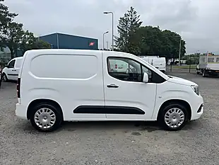 Used 2021 Vauxhall Combo 2000 L1 Sportive White - Interior and Exterior details 4