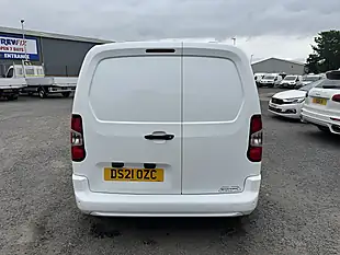 Used 2021 Vauxhall Combo 2000 L1 Sportive White - Interior and Exterior details 6