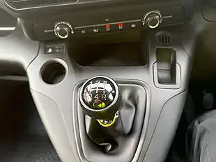 Used 2021 Vauxhall Combo 2300 Dynamic White - Interior and Exterior details 18