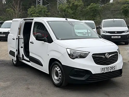 2021 Vauxhall Combo 1.5 Turbo D 2300 Edition