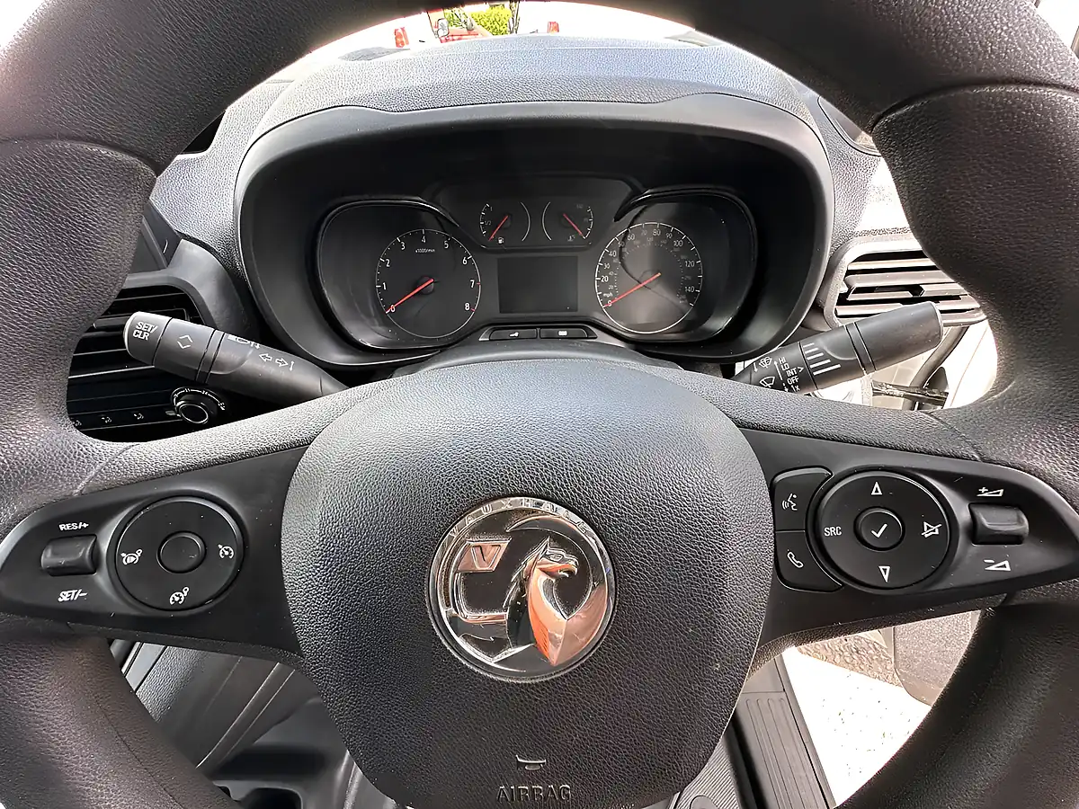 Used 2021 Vauxhall Combo 2300 Edition White - Interior and Exterior details 17