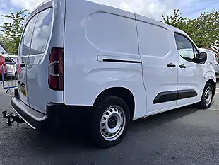 Used 2021 Vauxhall Combo 2300 Edition White - Interior and Exterior details 8