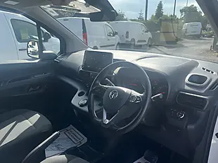 Used 2021 Vauxhall Combo 2300 Edition White - Interior and Exterior details 12