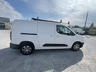 Used 2021 Vauxhall Combo 2300 Edition White - Interior and Exterior details 8