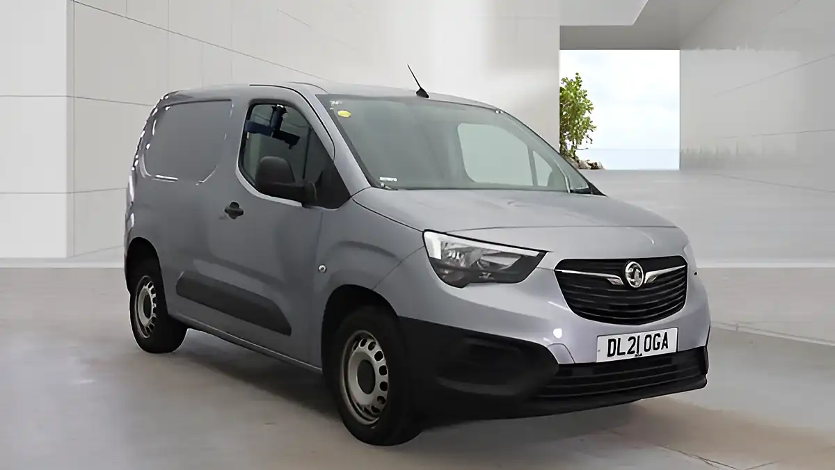 Used 2021 Vauxhall Combo Dynamic Grey - Interior and Exterior details 3