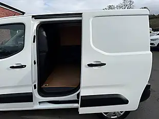 Used 2021 Vauxhall Combo Dynamic L1 H1 White - Interior and Exterior details 12