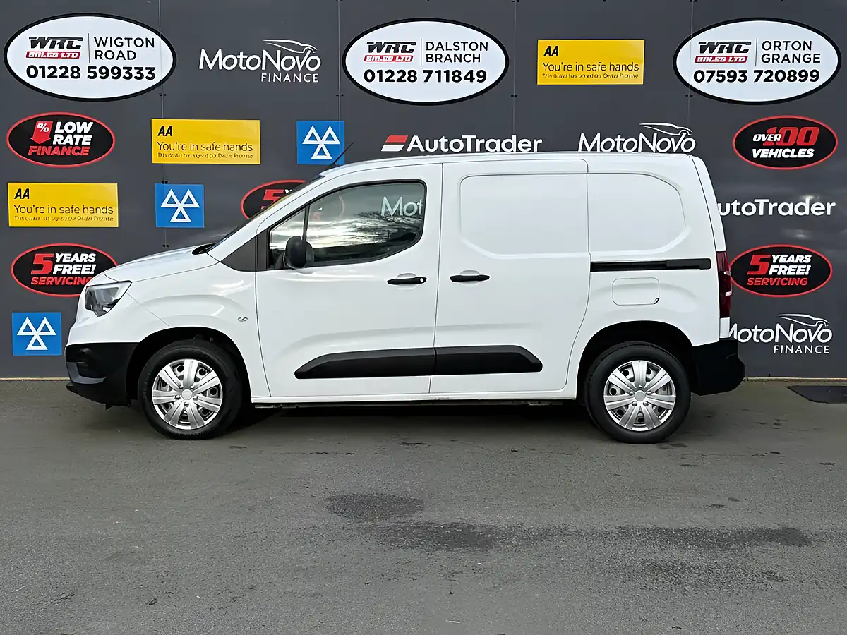Used 2021 Vauxhall Combo Dynamic L1 H1 White - Interior and Exterior details 2
