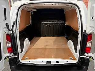 Used 2021 Vauxhall Combo Dynamic L1 H1 White - Interior and Exterior details 9