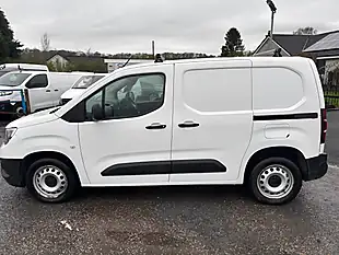 Used 2021 Vauxhall Combo Dynamic White - Interior and Exterior details 7