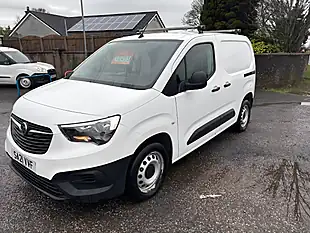 Used 2021 Vauxhall Combo Dynamic White - Interior and Exterior details 8