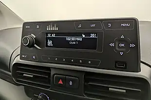 Used 2021 Vauxhall Combo Dynamic White - Interior and Exterior details 13