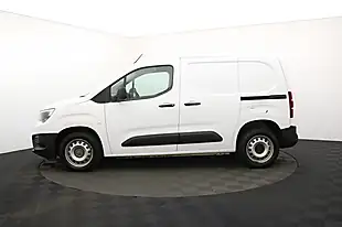 Used 2021 Vauxhall Combo Dynamic White - Interior and Exterior details 6