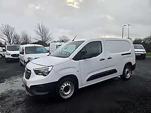 Used 2021 Vauxhall Combo Dynamic White - Interior and Exterior details 10