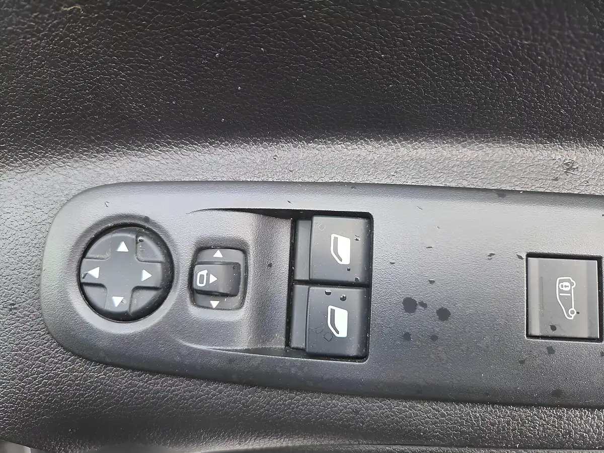 Used 2021 Vauxhall Combo Dynamic White - Interior and Exterior details 17