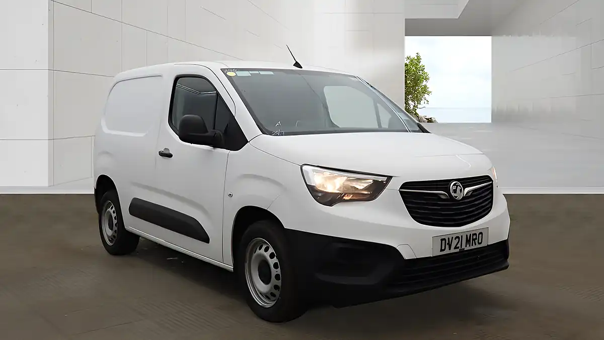 Used 2021 Vauxhall Combo Dynamic White - Interior and Exterior details 2