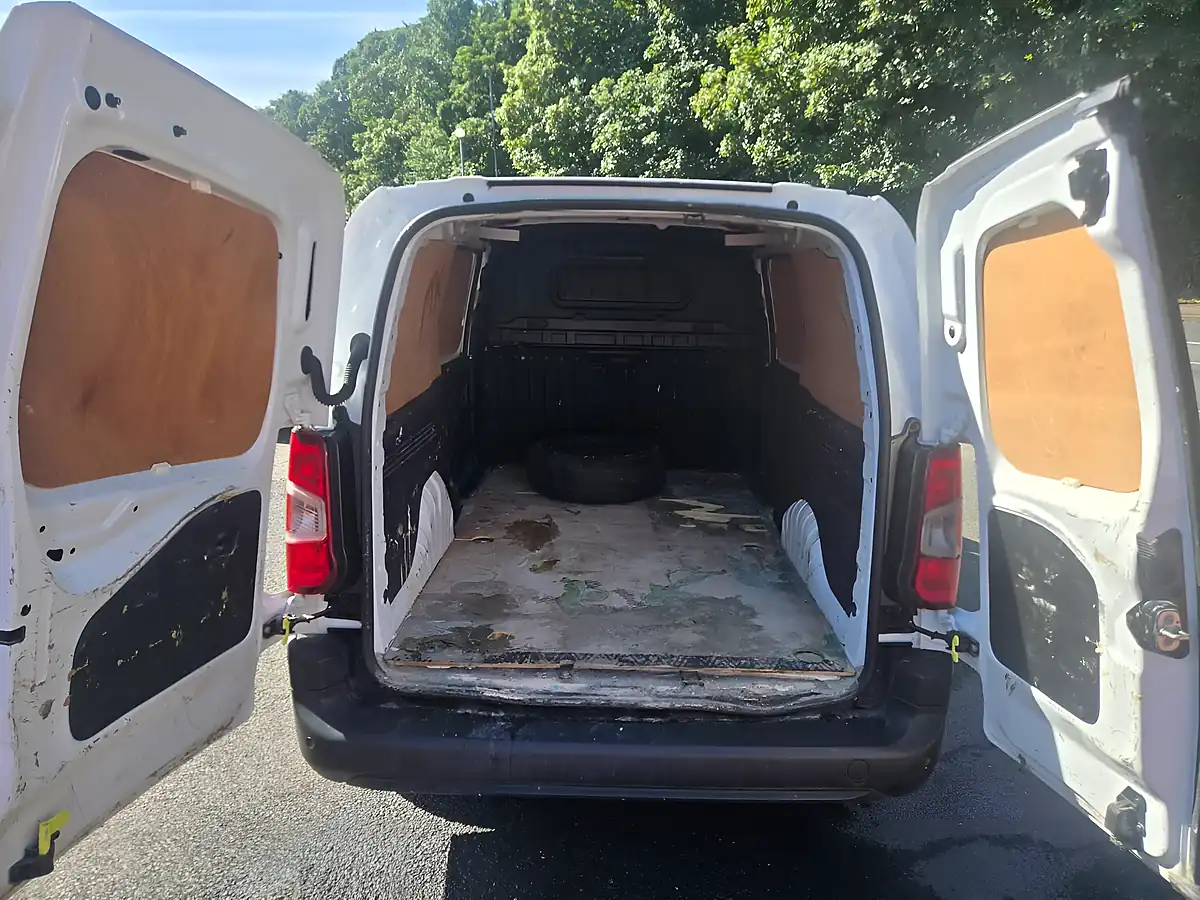 Used 2021 Vauxhall Combo Dynamic White - Interior and Exterior details 10