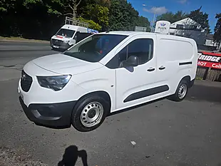 Used 2021 Vauxhall Combo Dynamic White - Interior and Exterior details 3