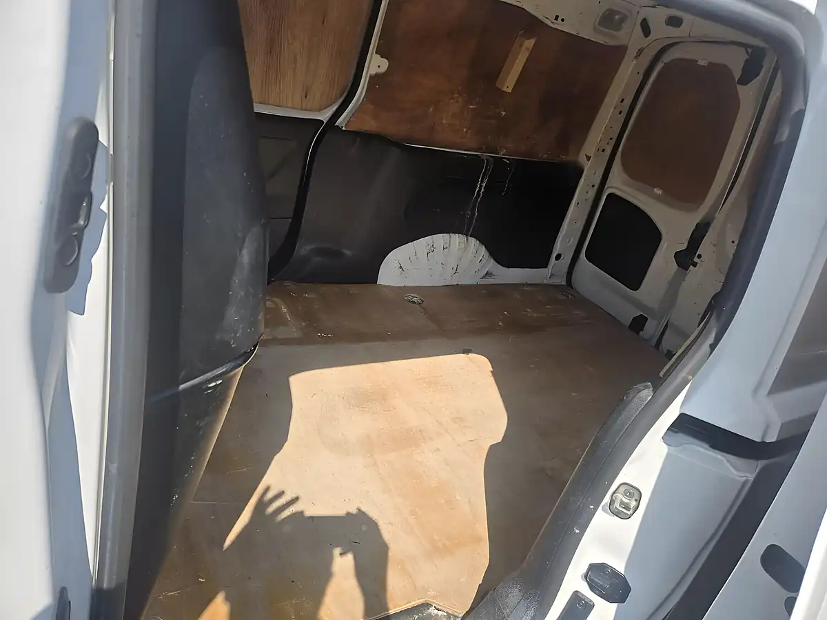 Used 2021 Vauxhall Combo Dynamic White - Interior and Exterior details 6