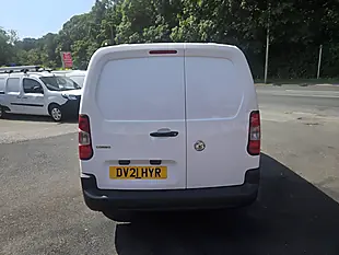 Used 2021 Vauxhall Combo Dynamic White - Interior and Exterior details 9
