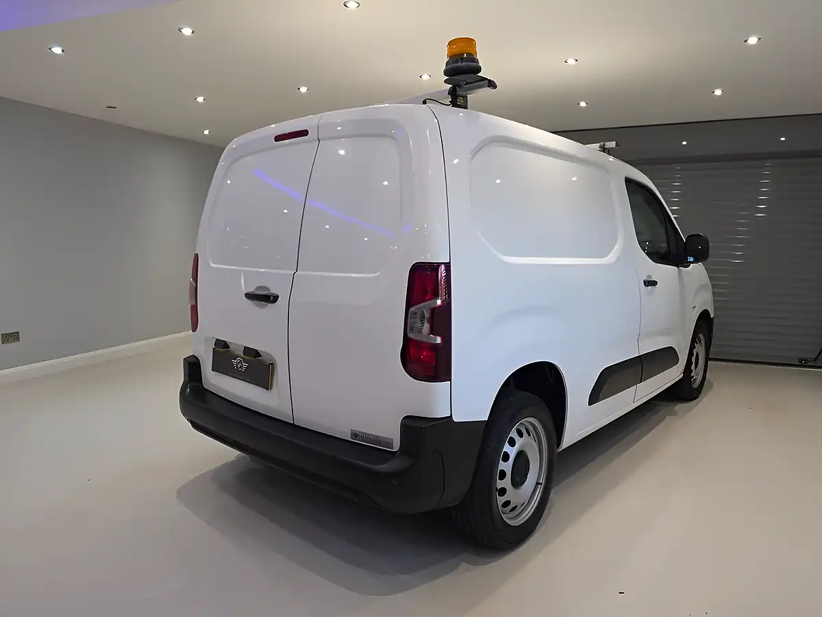 Used 2021 Vauxhall Combo Dynamic White - Interior and Exterior details 4