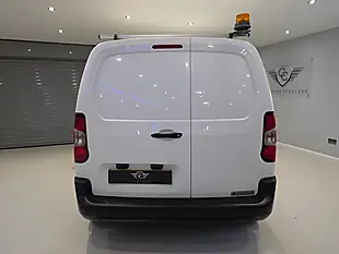Used 2021 Vauxhall Combo Dynamic White - Interior and Exterior details 5