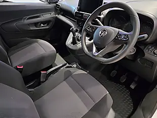 Used 2021 Vauxhall Combo Dynamic White - Interior and Exterior details 9