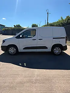 Used 2021 Vauxhall Combo Dynamic White - Interior and Exterior details 2