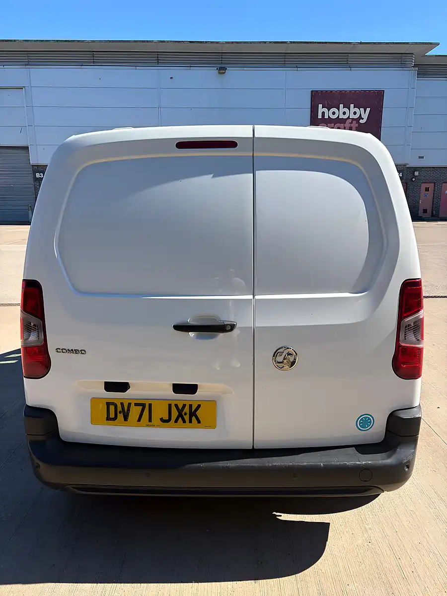 Used 2021 Vauxhall Combo Dynamic White - Interior and Exterior details 4