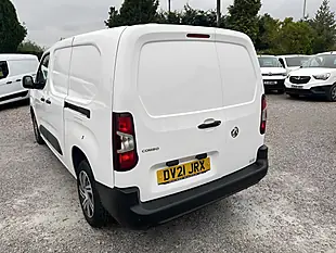 Used 2021 Vauxhall Combo Dynamic White - Interior and Exterior details 10