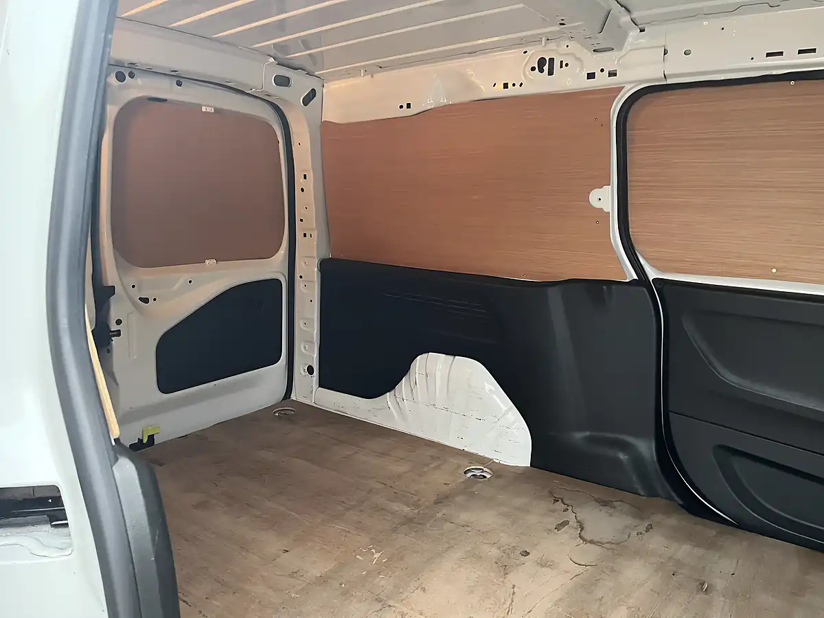 Used 2021 Vauxhall Combo Dynamic White - Interior and Exterior details 18