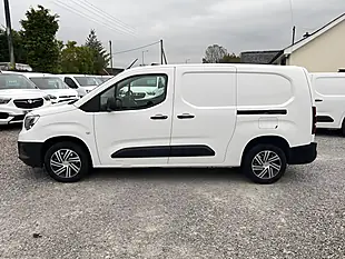 Used 2021 Vauxhall Combo Dynamic White - Interior and Exterior details 9