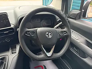 Used 2021 Vauxhall Combo Dynamic White - Interior and Exterior details 2