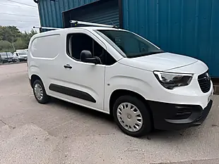 Used 2021 Vauxhall Combo Dynamic White - Interior and Exterior details 3